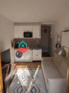Annonce Location Appartement Paris-18eme-arrondissement 75