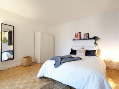 For rent Paris-15eme-arrondissement 4 rooms 25 m2 Paris (75015) photo 0