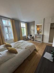 Annonce Location 8 pices Appartement Madeleine 59