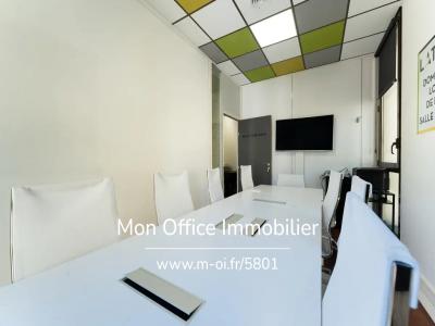 Acheter Appartement 65 m2 Beaurecueil