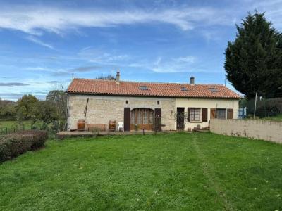 For sale 3 rooms 98 m2 Charente (16700) photo 0