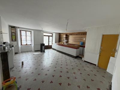For sale Ballee VAL-DU-MAINE 10 rooms 196 m2 Mayenne (53340) photo 1