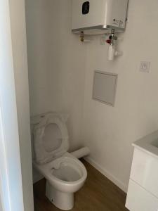 For rent Venissieux 1 room 15 m2 Rhone (69200) photo 0