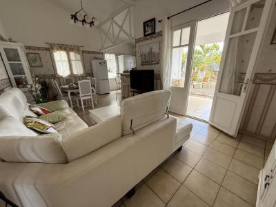 Acheter Maison Saint-denis 296800 euros