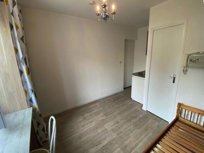 Louer Appartement 17 m2 Reims
