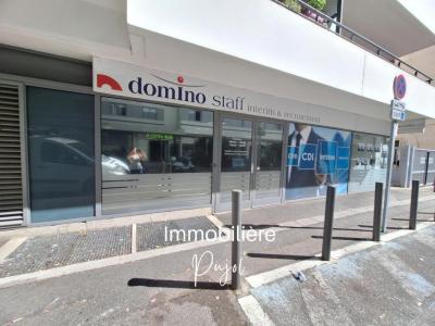 Louer Local commercial 115 m2 Marseille-8eme-arrondissement