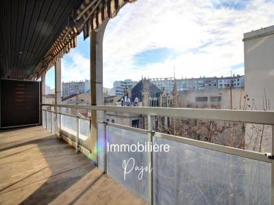 Louer Appartement Marseille-8eme-arrondissement 2300 euros
