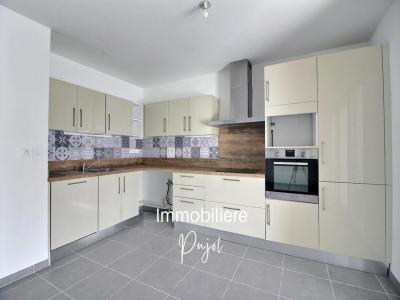 Louer Appartement 70 m2 Marseille-4eme-arrondissement