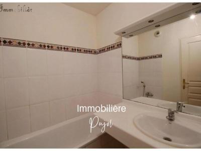 Louer Appartement Marseille-10eme-arrondissement 860 euros