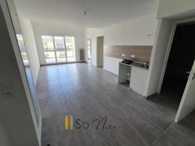 Louer Appartement 76 m2 Nice