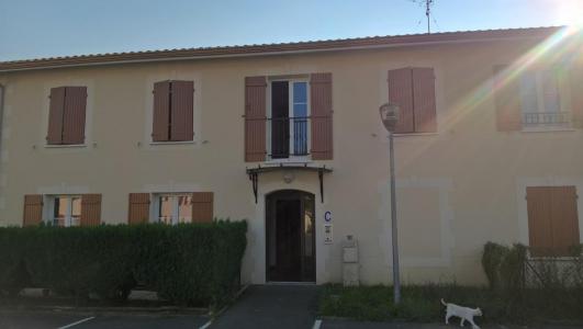 For rent Reole 2 rooms 33 m2 Gironde (33190) photo 0