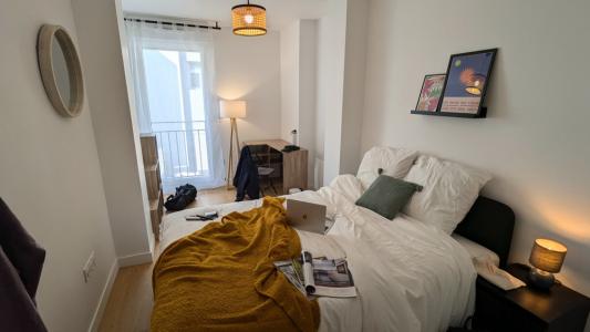 For rent Clichy 5 rooms 21 m2 Hauts de Seine (92110) photo 0