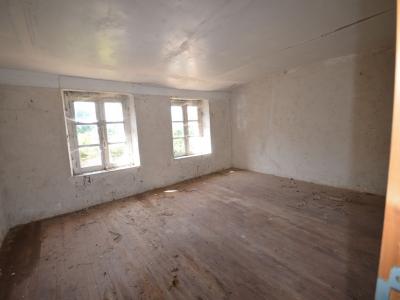 For sale VILLAGE 3 rooms 59 m2 Creuse (23140) photo 2