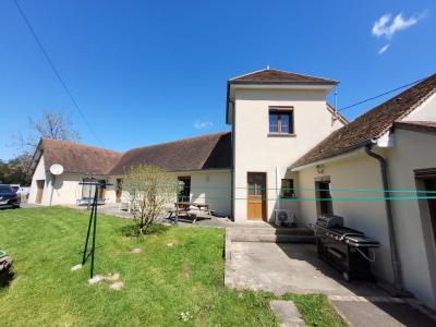 For sale DANS UN HAMEAU. 8 rooms 160 m2 Creuse (23600) photo 0