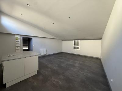 For sale Centre ville 4 rooms 70 m2 Herault (34140) photo 0