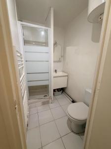 Louer Appartement 18 m2 Paris-11eme-arrondissement