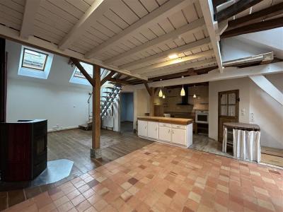 Louer Maison Laval 910 euros