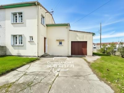 For sale Couronne 4 rooms 86 m2 Charente (16400) photo 0