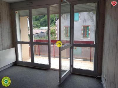 Acheter Appartement 27 m2 Riom-es-montagnes