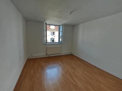 Louer Maison Saulx 675 euros