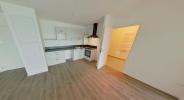 Location Appartement Laval  2 pieces 45 m2