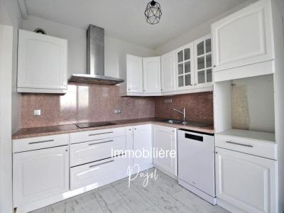 Louer Appartement 79 m2 Marseille-12eme-arrondissement