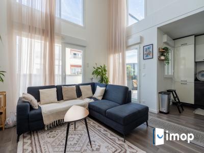 For sale Romainville 4 rooms 88 m2 Seine saint denis (93230) photo 2