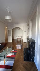 For rent Lyon-7eme-arrondissement 2 rooms 72 m2 Rhone (69007) photo 1
