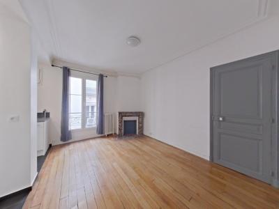 Annonce Location 2 pices Appartement Paris-18eme-arrondissement 75
