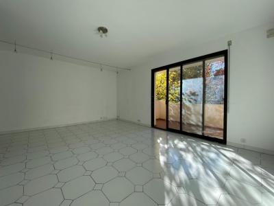 For rent Avignon 4 rooms 94 m2 Vaucluse (84000) photo 0