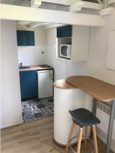 For rent Pessac 1 room 20 m2 Gironde (33600) photo 0