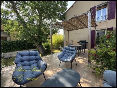 For sale Millau 4 rooms 91 m2 Aveyron (12100) photo 0