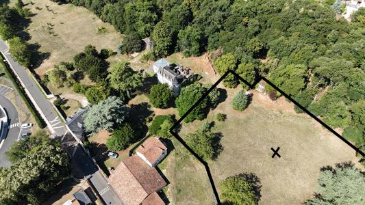 Acheter Terrain Vouneuil-sous-biard 609900 euros