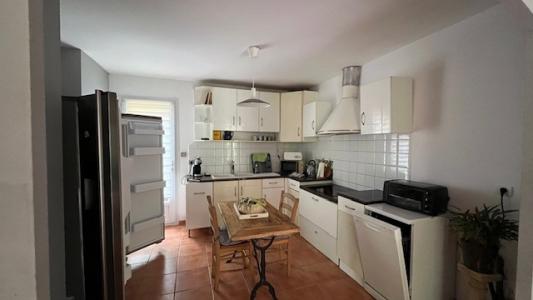 For rent Aix-en-provence 5 rooms 104 m2 Bouches du Rhone (13090) photo 3