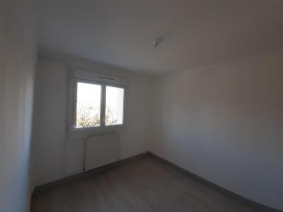 Louer Appartement 53 m2 Neufchateau