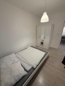 For rent Lyon-3eme-arrondissement 2 rooms 27 m2 Rhone (69003) photo 0