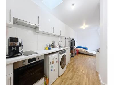 Louer Appartement 23 m2 Paris-16eme-arrondissement