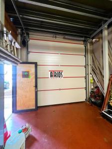 Louer Commerce 80 m2 Farlede