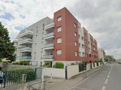 For sale Bron 3 rooms 72 m2 Rhone (69500) photo 0