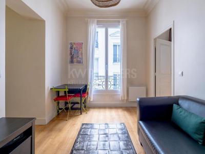 For sale Paris-3eme-arrondissement 2 rooms 40 m2 Paris (75003) photo 1