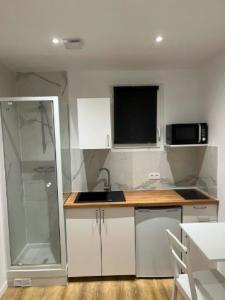 For rent Paris-16eme-arrondissement 1 room 11 m2 Paris (75016) photo 0