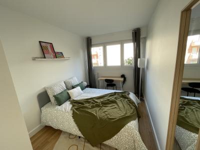 For rent Paris-12eme-arrondissement 5 rooms 19 m2 Paris (75012) photo 0