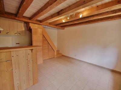 Louer Appartement 48 m2 Seythenex