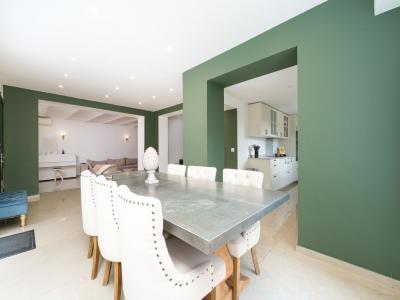 For sale CALME ET RSIDENTIEL 4 rooms 149 m2 Bouches du Rhone (13190) photo 4