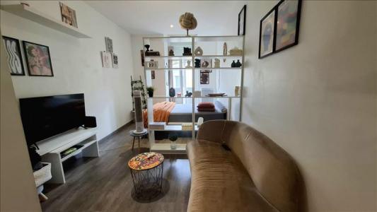 For rent Bordeaux 1 room 23 m2 Gironde (33800) photo 0