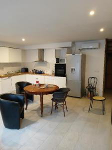 For rent Bouliac 1 room 12 m2 Gironde (33270) photo 0