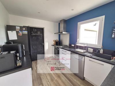 For sale Beaurepaire 5 rooms 100 m2 Vendee (85500) photo 2