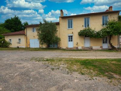 For sale Sorinieres 7 rooms 207 m2 Loire atlantique (44840) photo 0