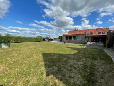 For sale Bousbecque 6 rooms 220 m2 Nord (59166) photo 0