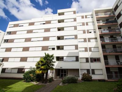 For rent Bordeaux 1 room 26 m2 Gironde (33000) photo 0